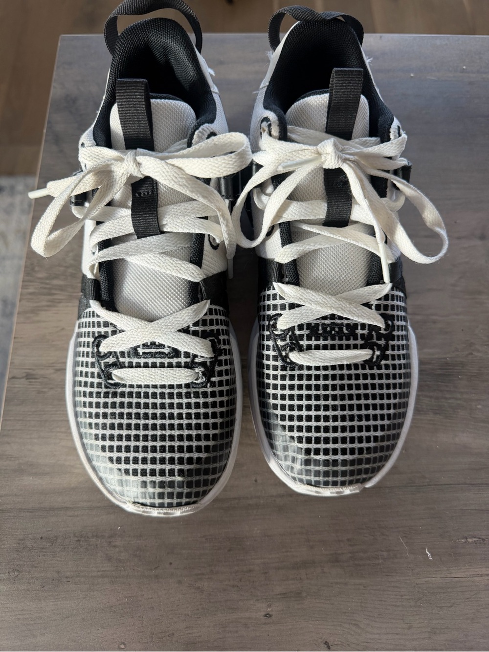 Nike LeBron Witness 7 - Picture 2 of 4